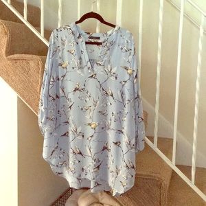 Beautiful Flowing Blouse 1X